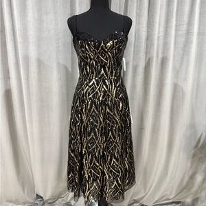 Elegant Black and Gold Sequin Dress
